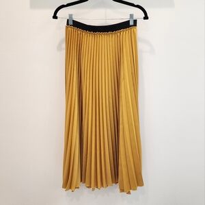 Midi Pleated Skirt